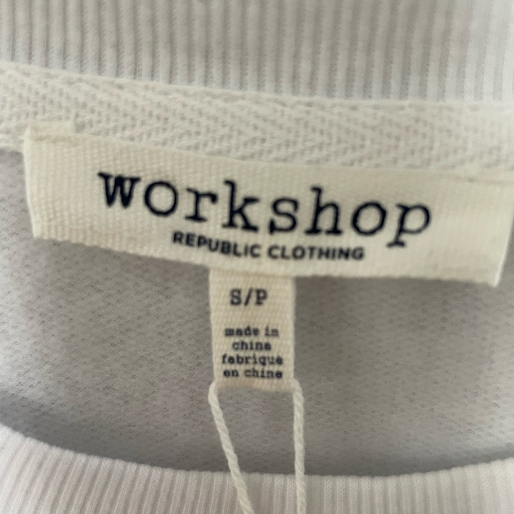 NWT Workshop Republic White hoodie with Red sequin Heart Accents Small Valentine - Picture 4 of 5